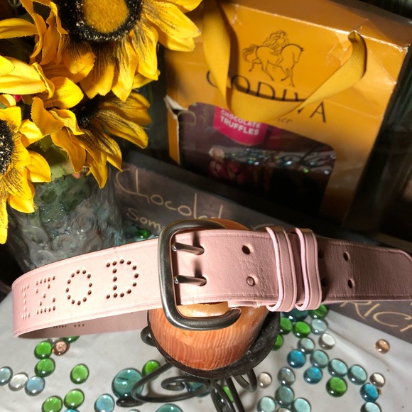 Izod Belt - Picture 3 of 6